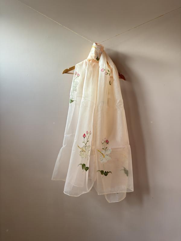 Ivory Hibiscus image 1